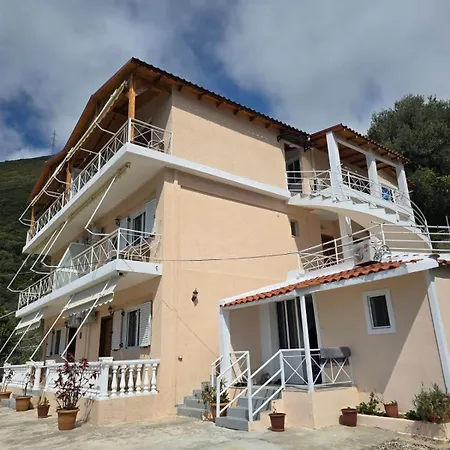 Pansiyon Arthur's 4apartments Borş