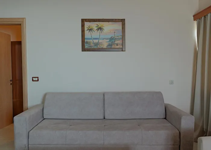 Arthur's 4apartments Borsh
