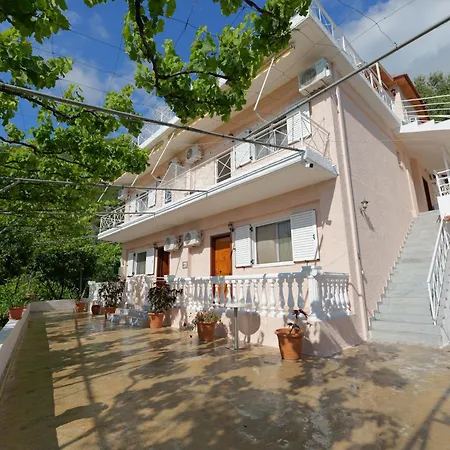 Arthur's 4apartments *