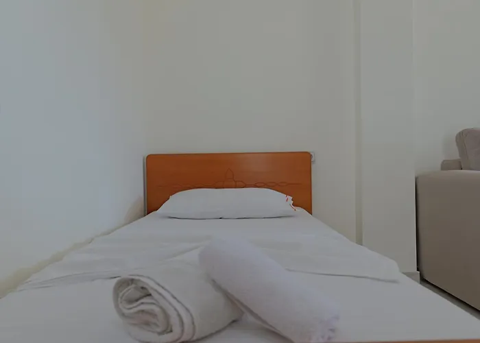 Arthur's 4apartments בית אירוח