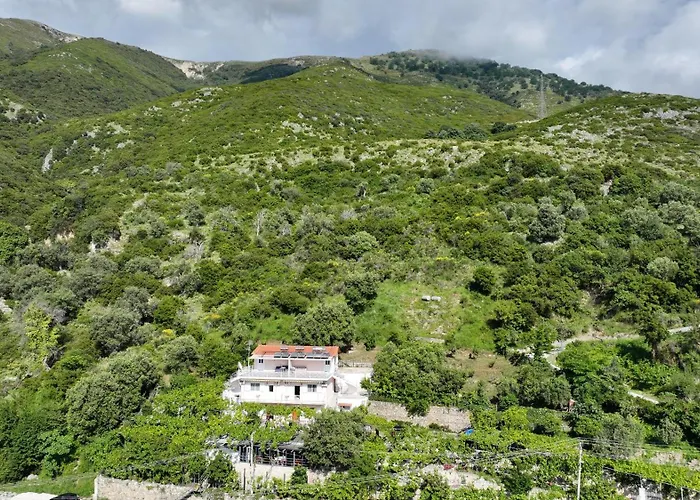 Arthur's 4apartments Pansiyon *