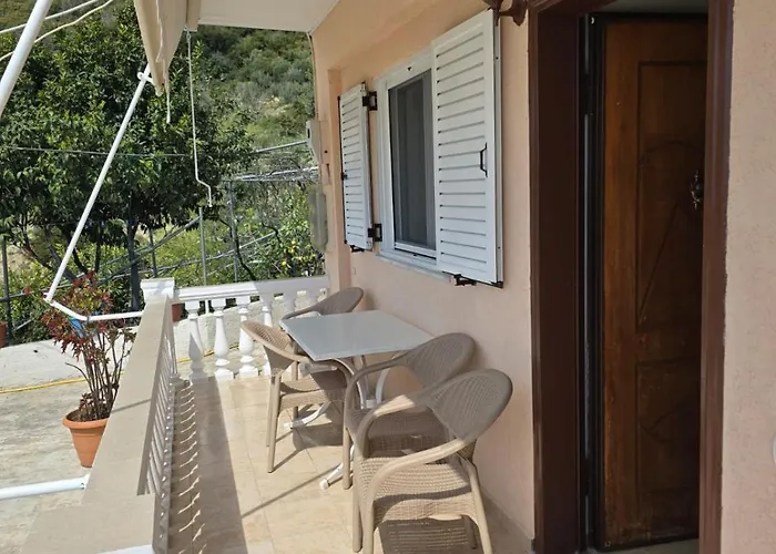Arthur's 4apartments Borş